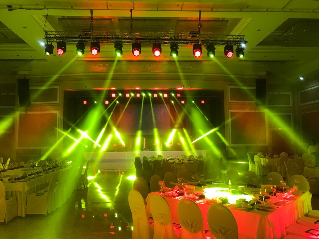 Gala lighting with beams